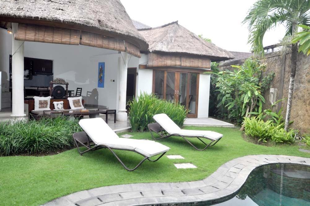 Villa Orchid Seminyak (Bali) Bagian luar foto